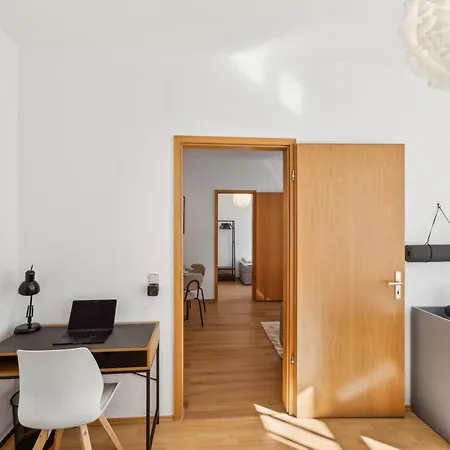 Simply Cozy By Simple Pleasures Apartments, Kaßberg, Messenähe, Highspeed Wlan Apartment Chemnitz